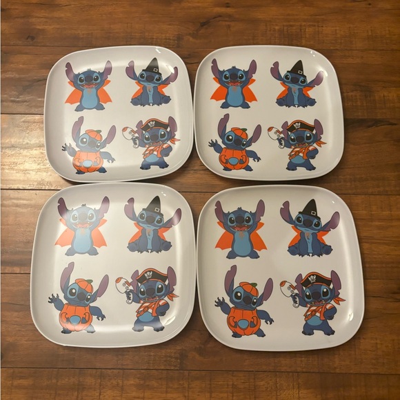 Disney stitch set 4 Halloween dinner plates melamine - Picture 1 of 2